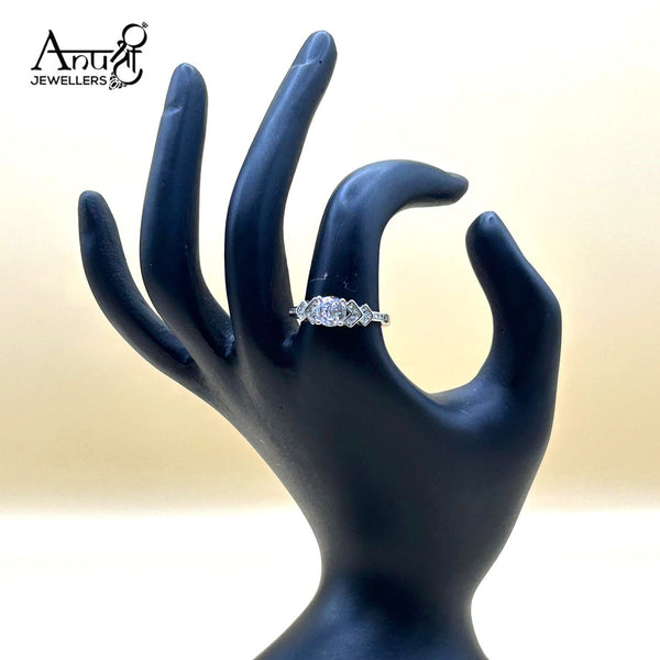 Silver Ladies Ring (2.900 grams)