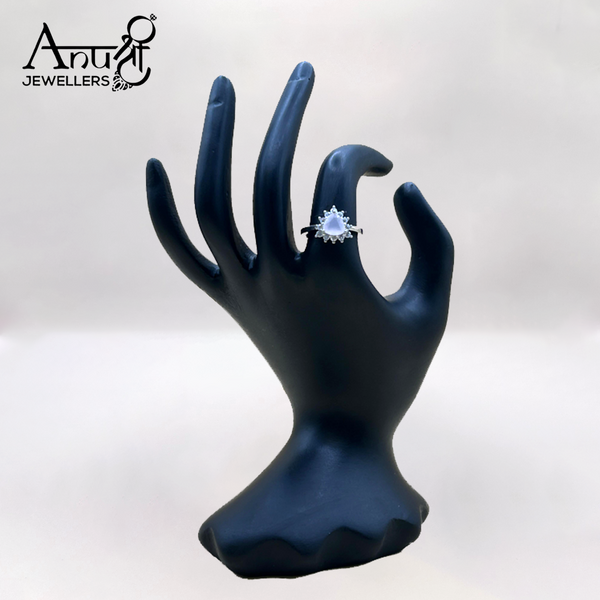 Silver Ladies Ring (3.440 grams)