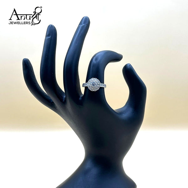 Silver Ladies Ring (2.640 grams)