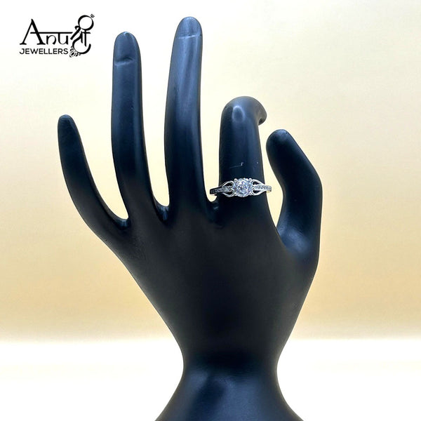 Silver Ladies Ring (2.690 grams)