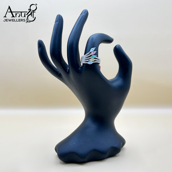 Silver Ladies Ring (5.040 grams)