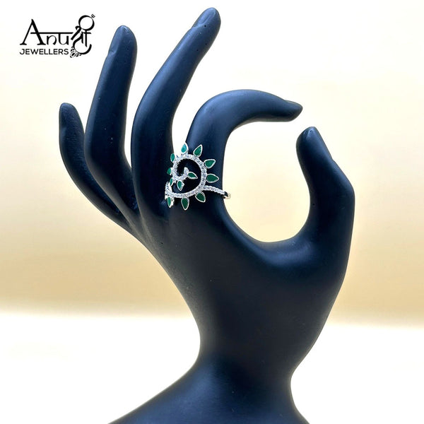 Silver Ladies Ring (3.570 grams)