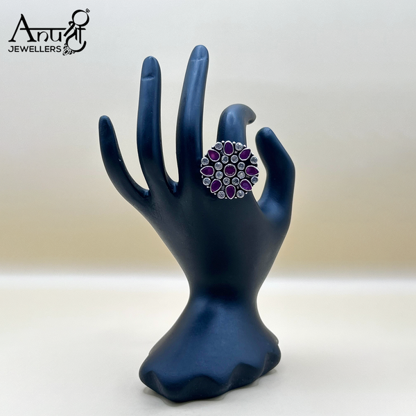 Silver Ladies Ring (11.590 grams)